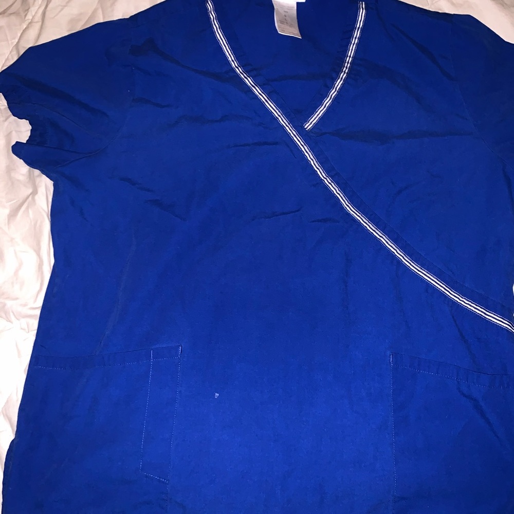 SB Scrubs top